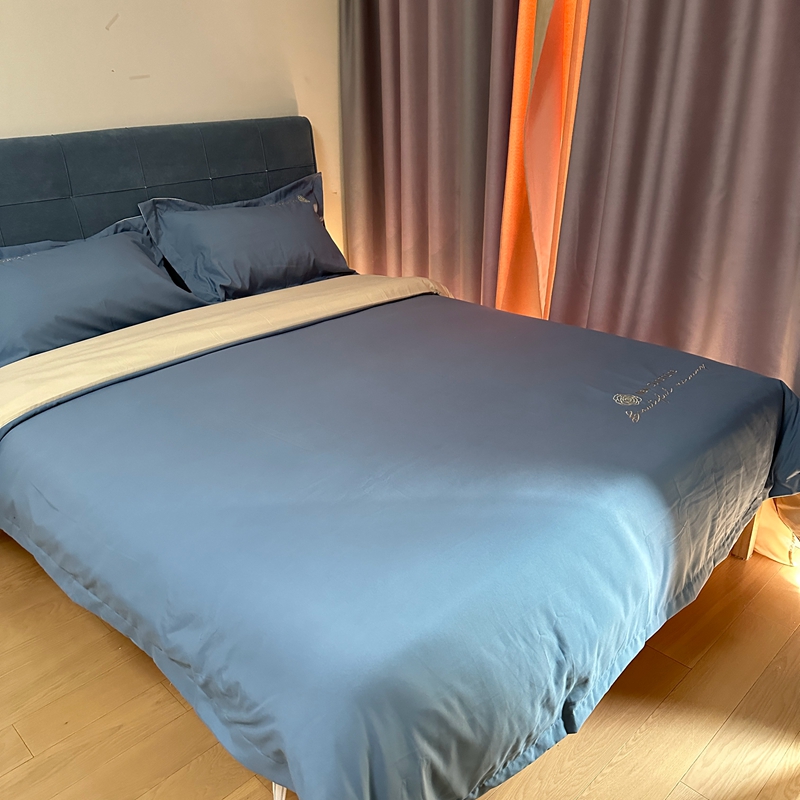 91家纺网 家纺一手货源 找家纺 N先生 2024新款轻奢风水洗磨毛刺绣四件套-如梦系列 如梦-蓝