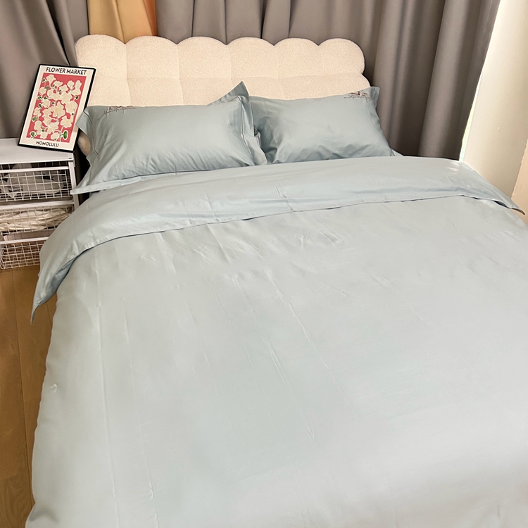 91家纺网 家纺一手货源 找家纺 琉宿家纺 2025新款50s双股长绒棉绣花四件套 倾世红颜-天空蓝