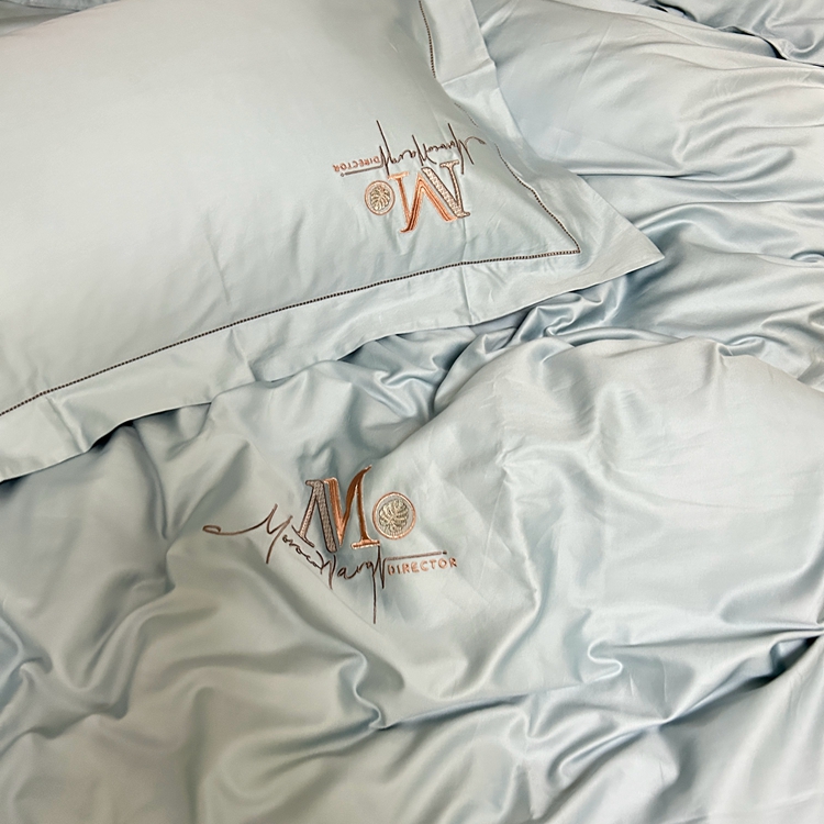 91家纺网 家纺一手货源 找家纺 琉宿家纺 2025新款50s双股长绒棉绣花四件套 倾世红颜-天空蓝