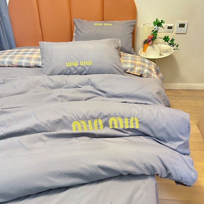 91家纺网 家纺一手货源 找家纺 富宁家纺 2025新款青春格子纯色双拼学生宿舍三件套四件套 灰色