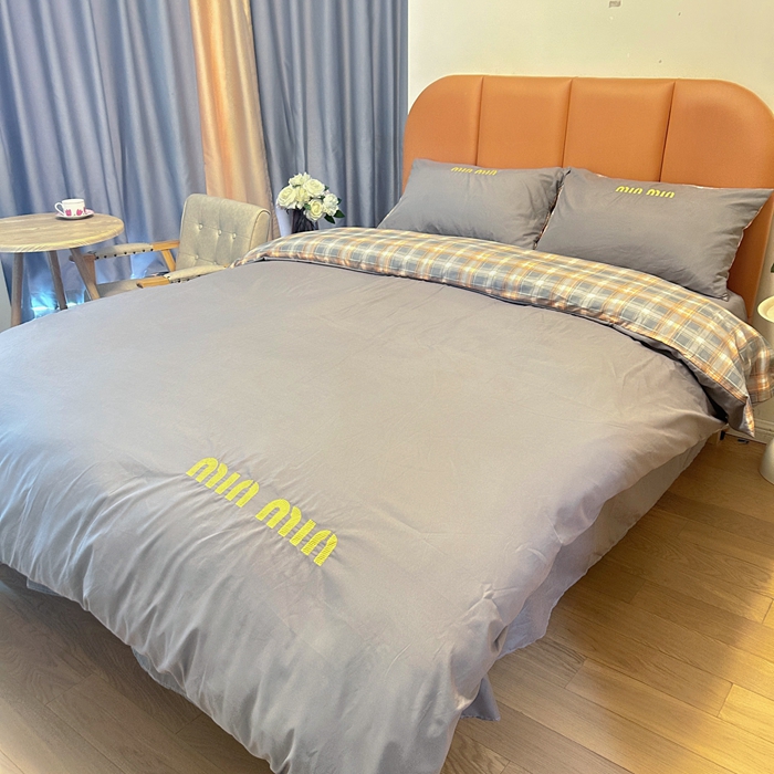 91家纺网 家纺一手货源 找家纺 富宁家纺 2025新款青春格子纯色双拼学生宿舍三件套四件套 灰色