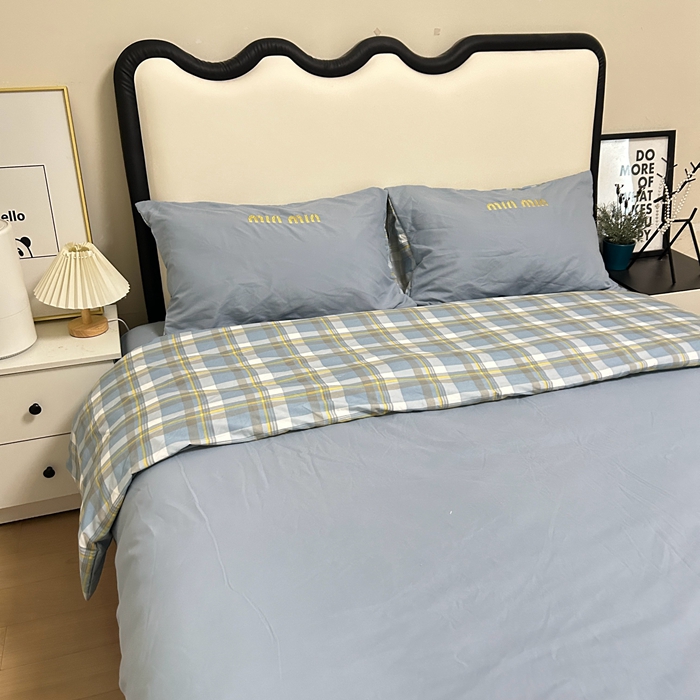 91家纺网 家纺一手货源 找家纺 富宁家纺 2025新款青春格子纯色双拼学生宿舍三件套四件套 蓝色