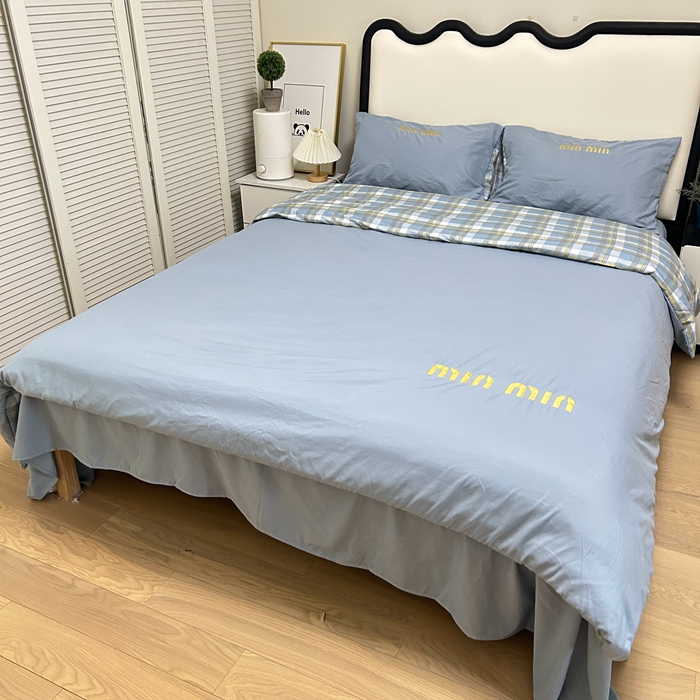 91家纺网 家纺一手货源 找家纺 富宁家纺 2025新款青春格子纯色双拼学生宿舍三件套四件套 蓝色