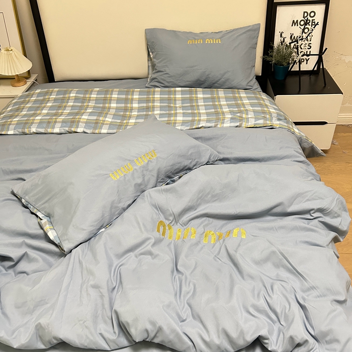 91家纺网 家纺一手货源 找家纺 富宁家纺 2025新款青春格子纯色双拼学生宿舍三件套四件套 蓝色