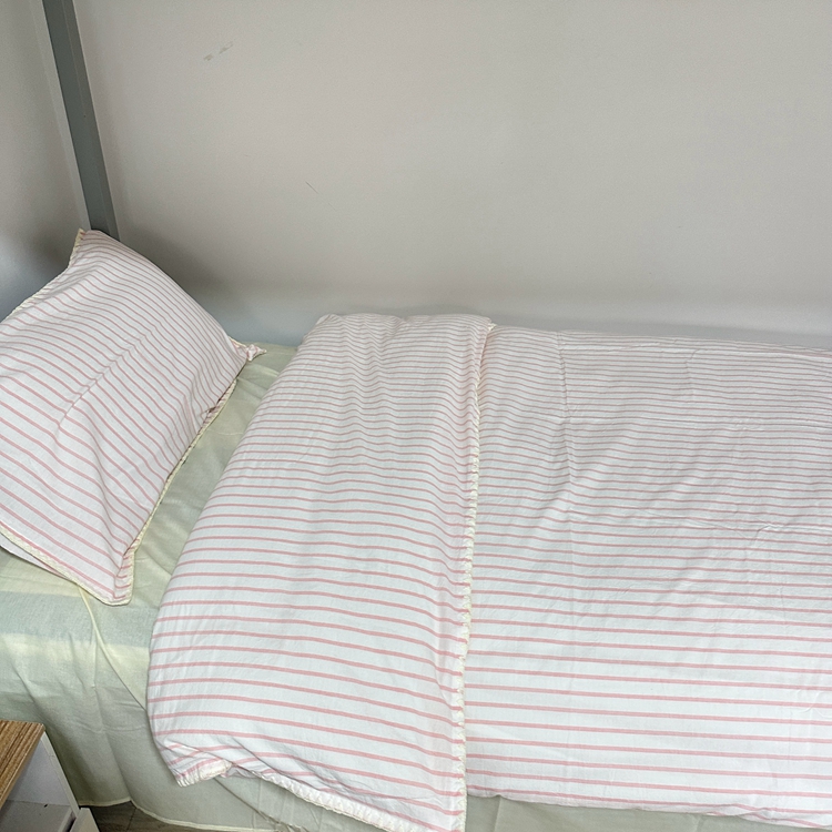 91家纺网 家纺一手货源 找家纺 （总）莱茵家居 2024新款A类全棉色织水洗棉贝壳边三件套