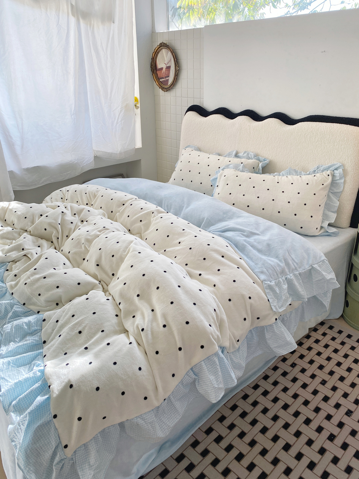 91家纺网 家纺一手货源 找家纺 （总）丽涵家纺 2025秋冬新品韩系牛奶绒波点小格子全棉花边四件套三件套