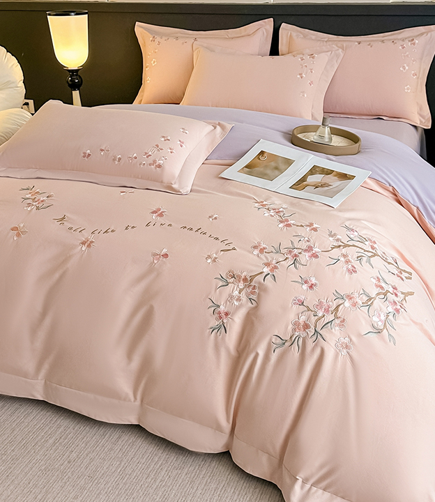 91家纺网 货源网 一件代发 网上商城 找家纺 桃园 长绒棉绣花四件套  夏被四件套  各种刺绣套件