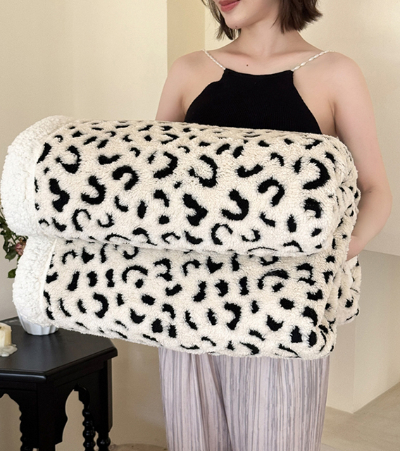 货源网 一件代发 网上商城 找家纺 丹本家纺 毛毯,夏被,盖毯,休闲毯