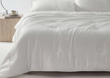 货源网 一件代发 网上商城 找家纺 茧月家纺 蚕丝被,夏被,皮革包装袋