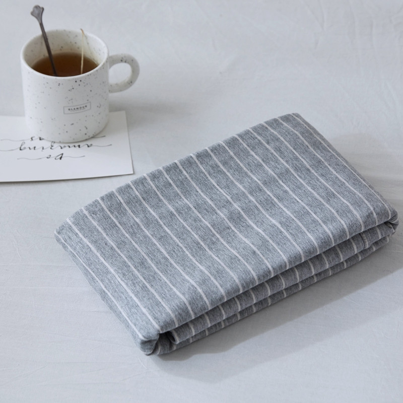 image1587885246214548.jpg 麻灰细条枕套.JPG