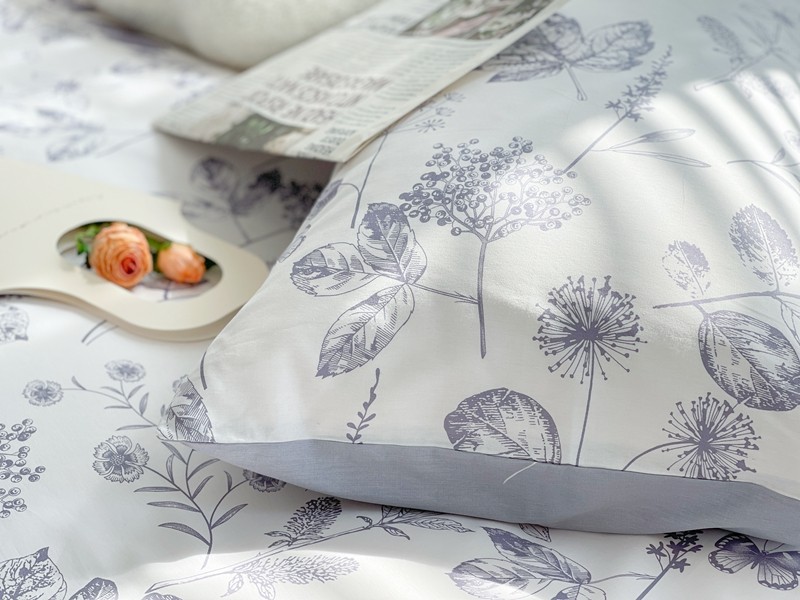 91家纺网 家纺一手货源 找家纺 顾里 2022新款13372全棉四件套-韩系全棉影棚图 枫叶情深