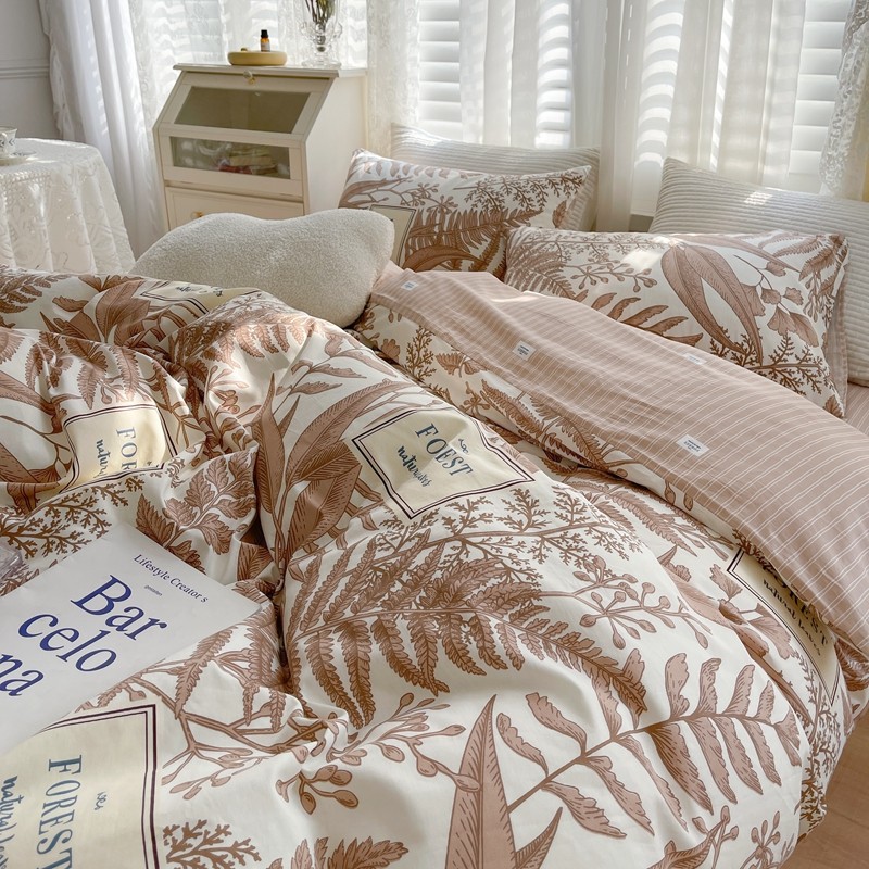 91家纺网 家纺一手货源 找家纺 顾里 2022新款13372全棉四件套-韩系全棉影棚图 复古藤蔓咖