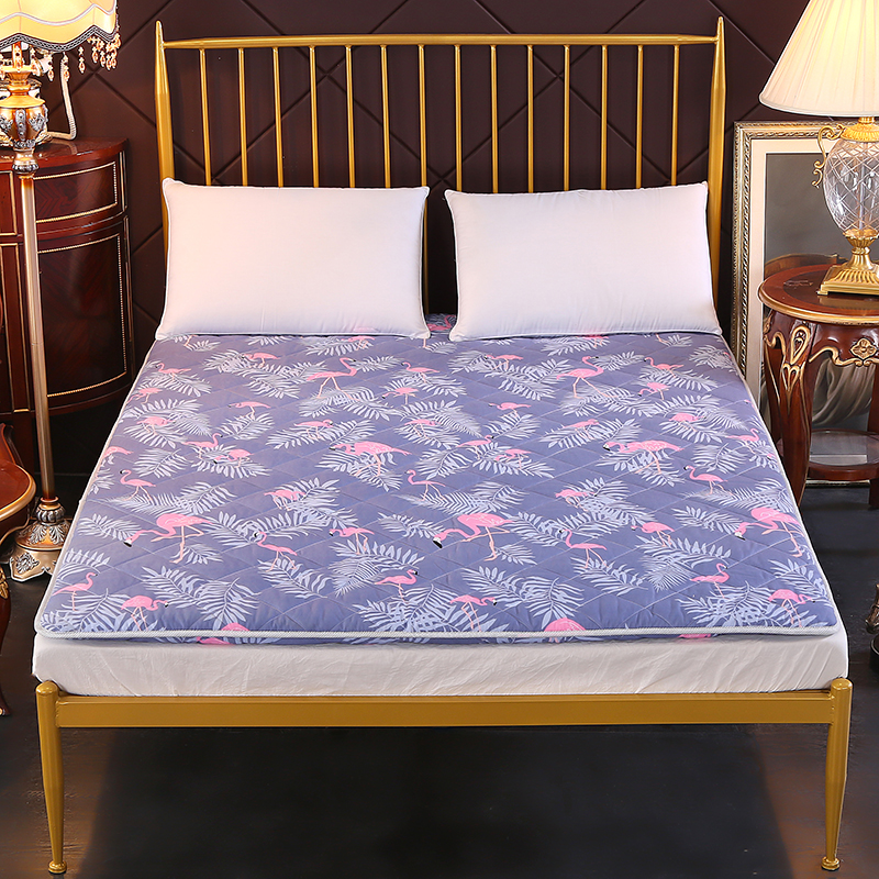 芦荟棉绗缝三明治床垫