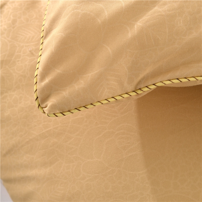 91家纺网 家纺一手货源 找家纺 被多多被业 2022磨毛压花冬被 驼色