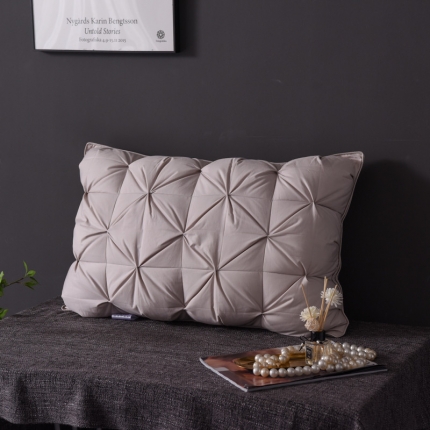 91家纺网 家纺一手货源 找家纺 绒研羽绒 2025爆款全棉扭花枕 白色一只