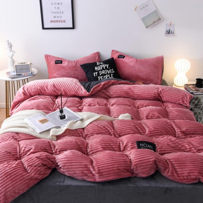 91家纺网 家纺一手货源 找家纺 唐人居家纺  2025冬季保暖魔法绒四件套 丽莎-豆沙