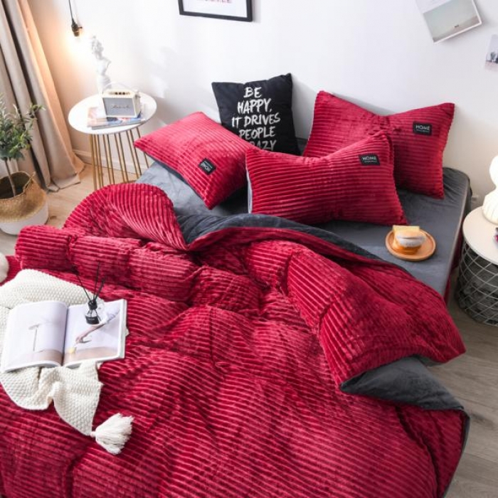 91家纺网 家纺一手货源 找家纺 唐人居家纺  2025冬季保暖魔法绒四件套 丽莎-酒红