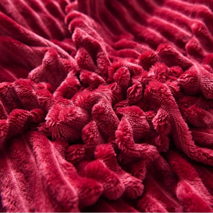 91家纺网 家纺一手货源 找家纺 唐人居家纺  2025冬季保暖魔法绒四件套 丽莎-酒红