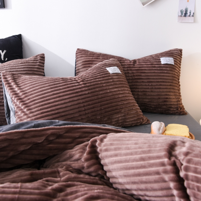 91家纺网 家纺一手货源 找家纺 唐人居家纺  2025冬季保暖魔法绒四件套 丽莎-摩卡