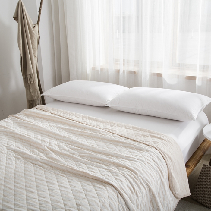 91家纺网 家纺一手货源 找家纺 琪琪阁家纺 全棉针织夏凉被宽条纹系列 浅咖条纹