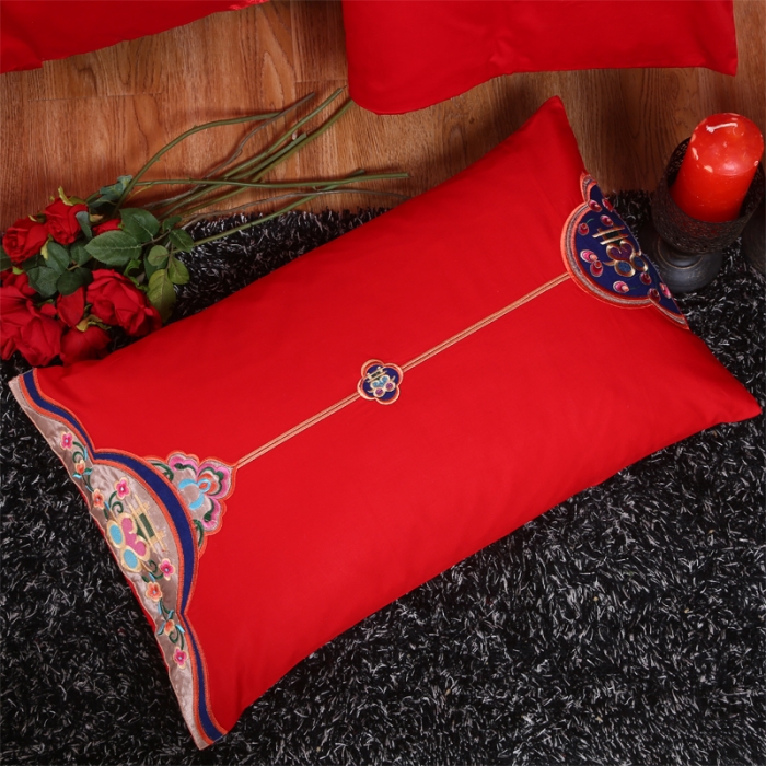 91家纺网 家纺一手货源 找家纺 绣女坊 2023新款全棉大红婚庆四件套结婚婚房床品