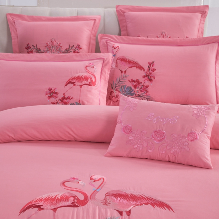 91家纺网 家纺一手货源 找家纺 2023新款 全棉大红婚庆四件套结婚床品套件