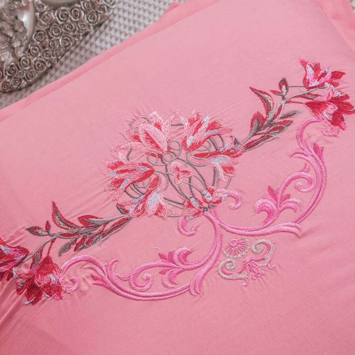 91家纺网 家纺一手货源 找家纺 2023新款 全棉大红婚庆四件套结婚床品套件