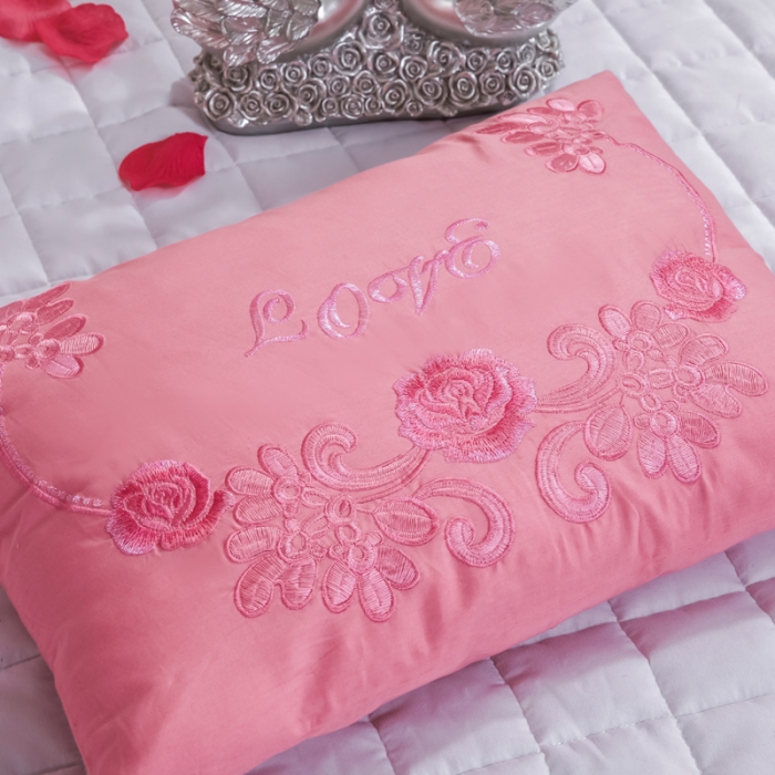 91家纺网 家纺一手货源 找家纺 绣女坊2023新款全棉婚庆多件套 美好心情玉色