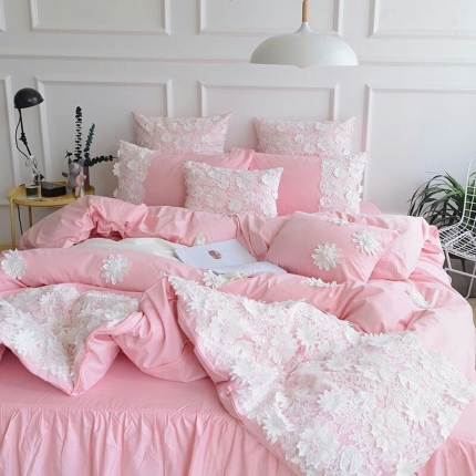 91家纺网 家纺一手货源 找家纺 （总）花香四季 13372立体蕾丝花朵四件套床裙款梦露系列