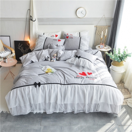 91家纺网 家纺一手货源 找家纺 总花香四季2023初恋系列蕾丝绣花13372全棉床笠款套件