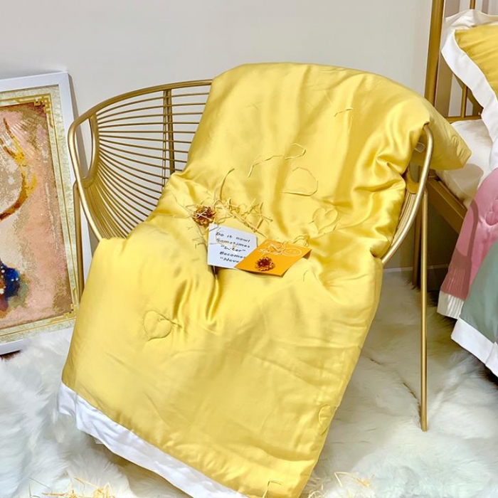 91家纺网 家纺一手货源 找家纺 润缦 2019新款60天丝夏被爱心系列 爱心-日光黄