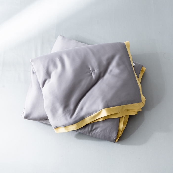 91家纺网 家纺一手货源 找家纺 润缦家纺 2019新款60天丝夏被比心系列 高级灰