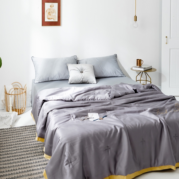 91家纺网 家纺一手货源 找家纺 润缦家纺 2019新款60天丝夏被比心系列 高级灰