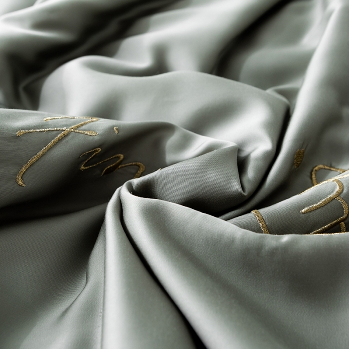 91家纺网 家纺一手货源 找家纺 润缦家纺 2019新款60天丝夏被比心系列 会湖绿