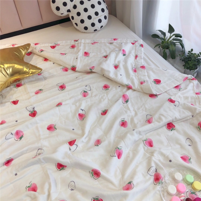 91家纺网 家纺一手货源 找家纺 润缦家纺 全棉双层纱夏被 草莓