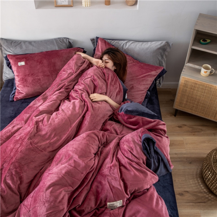 91家纺网 家纺一手货源 找家纺 润缦 2019新款牛奶绒终版四件套 豆沙深灰