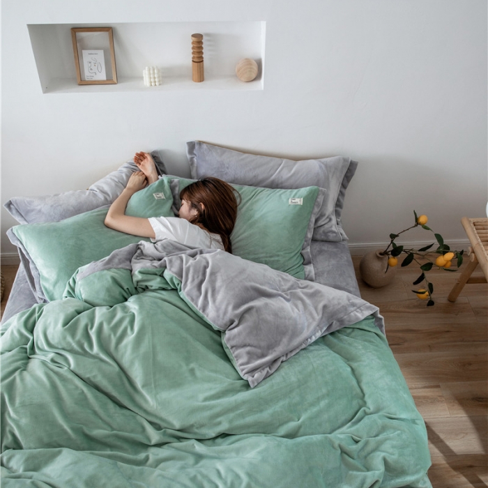 91家纺网 家纺一手货源 找家纺 润缦 2019新款牛奶绒终版四件套 抹茶浅灰