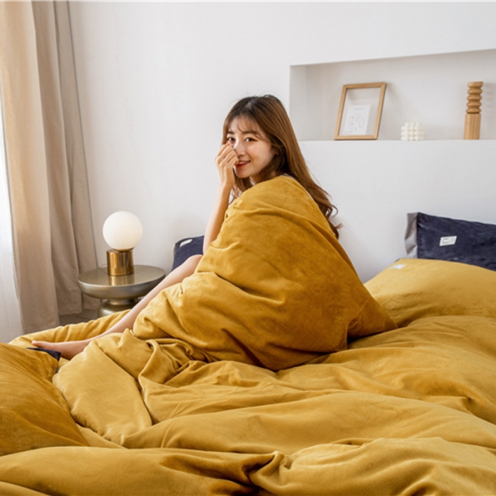 91家纺网 家纺一手货源 找家纺 润缦 2019新款牛奶绒终版四件套 秋黄深灰