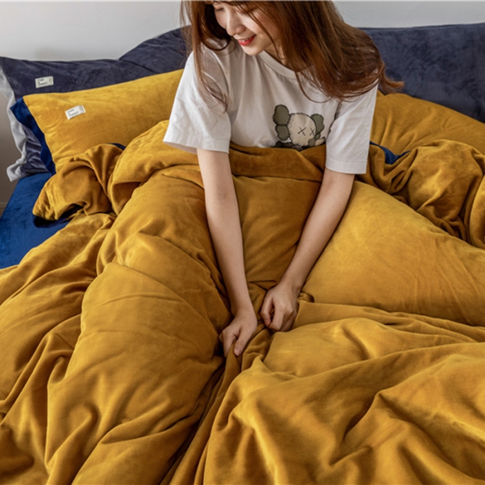 91家纺网 家纺一手货源 找家纺 润缦 2019新款牛奶绒终版四件套 秋黄藏青