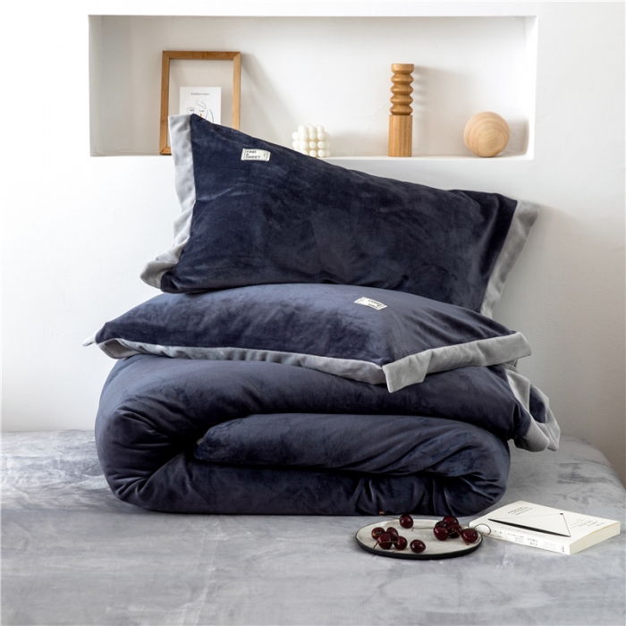 91家纺网 家纺一手货源 找家纺 润缦 2019新款牛奶绒终版四件套 深灰浅灰