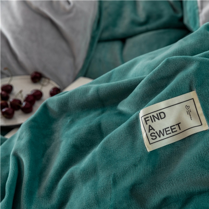 91家纺网 家纺一手货源 找家纺 润缦 2019新款牛奶绒终版四件套 水蓝浅灰