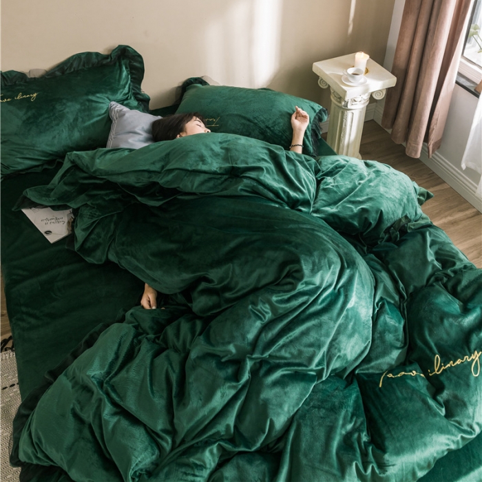 91家纺网 家纺一手货源 找家纺 润缦 2019新款水晶绒蕾丝边四件套 蕾丝-墨绿