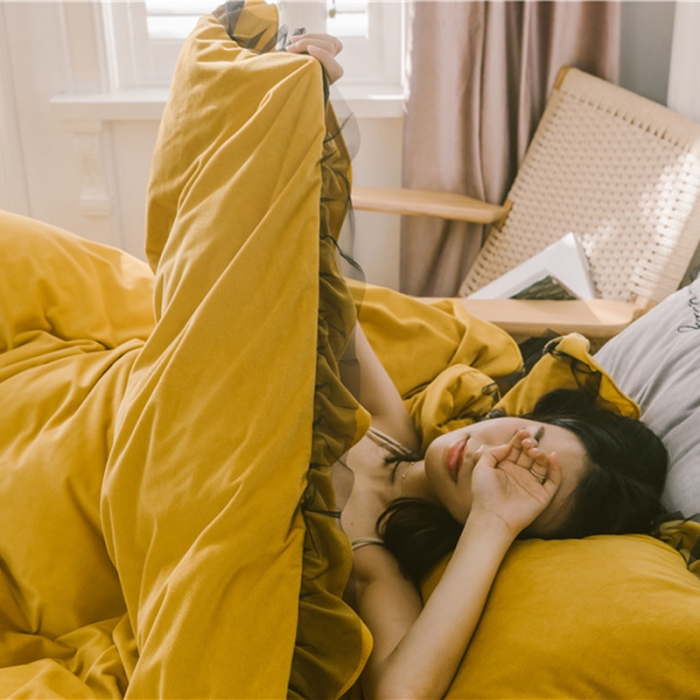 91家纺网 家纺一手货源 找家纺 润缦 2019新款水晶绒蕾丝边四件套 蕾丝-暖黄