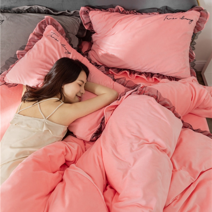 91家纺网 家纺一手货源 找家纺 润缦 2019新款水晶绒蕾丝边四件套 蕾丝-浅粉