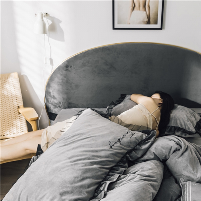 91家纺网 家纺一手货源 找家纺 润缦 2019新款水晶绒蕾丝边四件套 蕾丝-浅灰