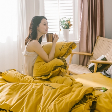 91家纺网 家纺一手货源 找家纺 （总）润缦 2019新款水晶绒蕾丝边四件套