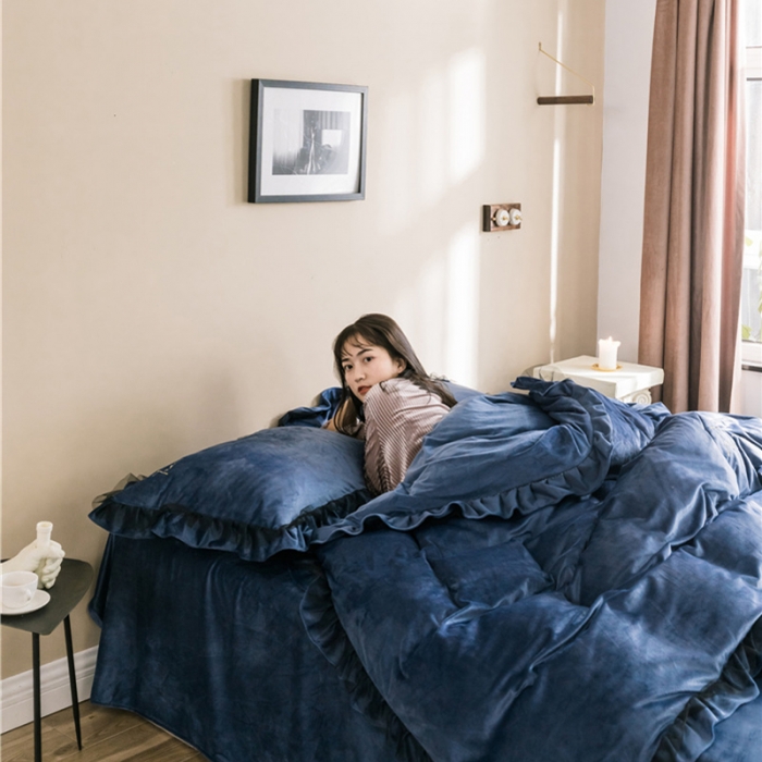 91家纺网 家纺一手货源 找家纺 润缦 2019新款水晶绒蕾丝边四件套 蕾丝-深海蓝