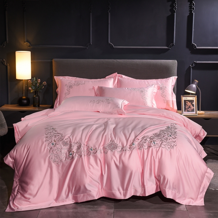 91家纺网 家纺一手货源 找家纺 安妮 2020新款水洗真丝欧若拉刺绣四件套 欧若拉-粉色