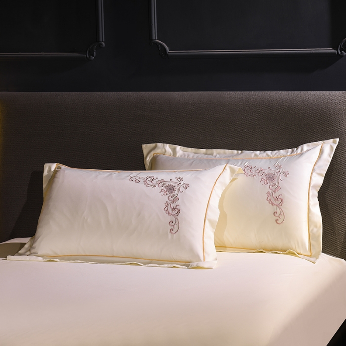 91家纺网 家纺一手货源 找家纺 安妮 2020新款水洗真丝欧若拉刺绣四件套 欧若拉-米黄