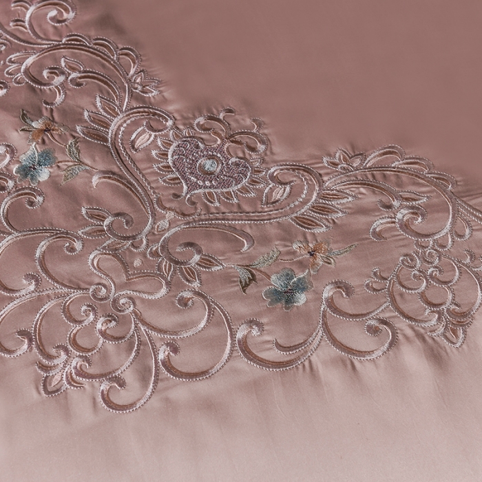 91家纺网 家纺一手货源 找家纺 安妮 2020新款水洗真丝欧若拉刺绣四件套 欧若拉-香槟